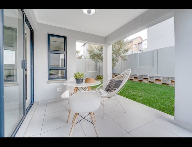 3 BEDROOM TOWNHOUSE FOR SALE IN BROADACRES